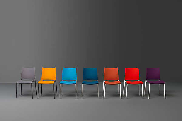 Der Stuhl DESALTO Sand - chair polypropylene Fabrik DESALTO aus Italien. Foto №4