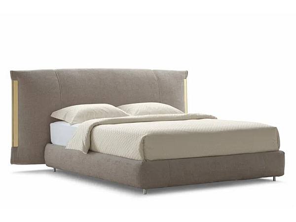 Doppelbett mit gepolsterter Rückwand Amal Flou Fabrik Flou aus Italien. Foto №1