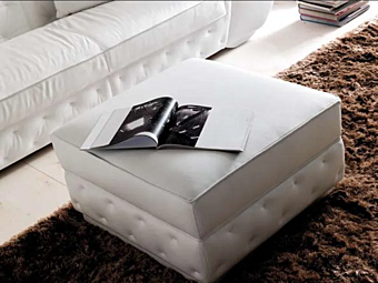 Polsterhocker aus Leder mit Steppung Cortezari Lapo Quilt