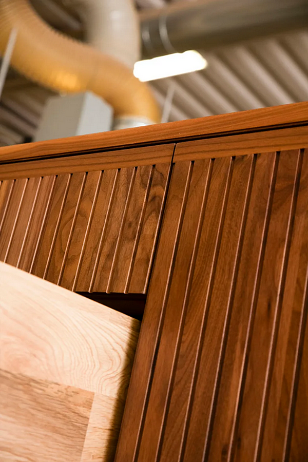 Massivholz Sideboard mit Türen DALE Eleva A 125 Fabrik DALE aus Italien. Foto №6
