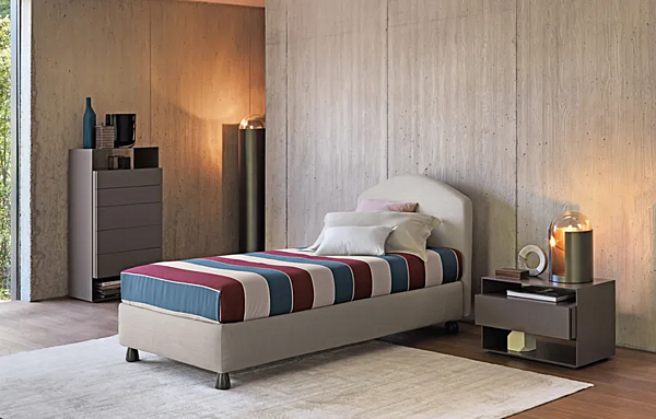 Einzelbett mit gepolstertem Kopfteil Magnolia Flou Fabrik Flou aus Italien. Foto №2