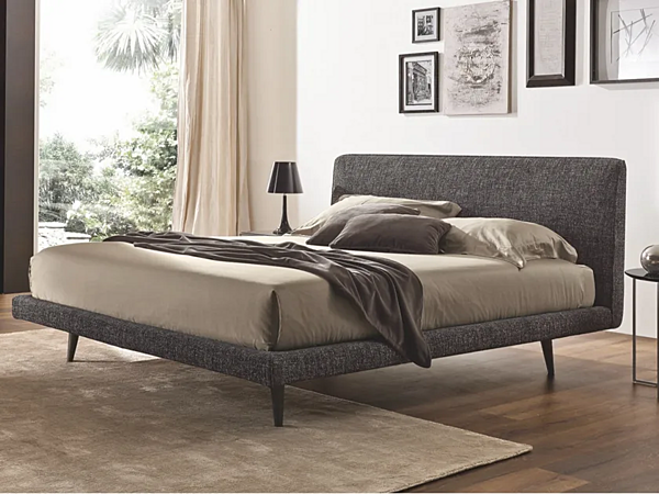 Doppeltbett mit gepolsterter Rückenlehne Duomo Design Gladys Fabrik Duomo Design aus Italien. Foto №1