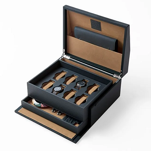Leder Schmuckbox GIORGETTI Passion Box GA468G, GA469G, GA470G, GA471G Fabrik GIORGETTI aus Italien. Foto №3