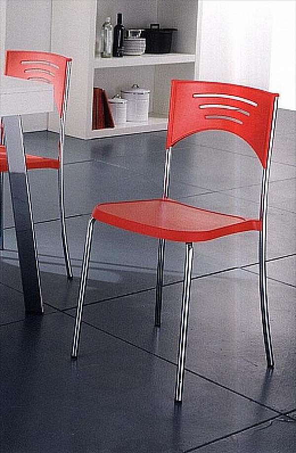 Eurosedia Design Stuhl 014 Fabrik EUROSEDIA DESIGN aus Italien. Foto №1