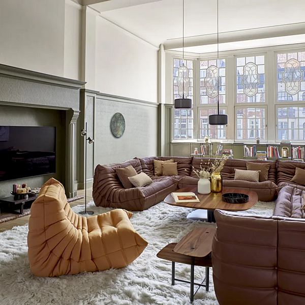 Stoffsofa Togo mit weicher Rückenlehne LIGNE ROSET 15720059 Fabrik LIGNE ROSET aus Italien. Foto №5