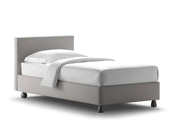 Einzelbett mit abnehmbarem Bezug Notturno 2 Flou Fabrik Flou aus Italien. Foto №1