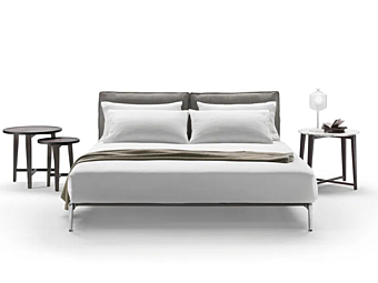 Doppelbett mit gepolstertem Kopfteil aus Stoff FLEXFORM ADDA