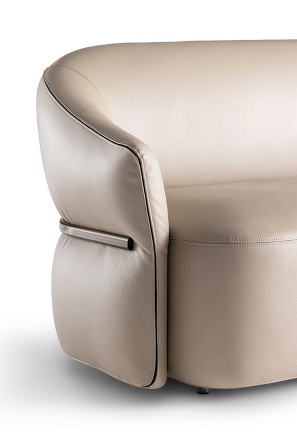 Dreisitzer Sofa mit gepolsterter Rückenlehne Flou Madame Butterfly Fabrik Flou aus Italien. Foto №2