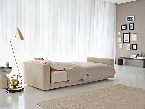 Sofa-Bett mit abnehmbarem Bezug Flou Piazzaduomo Fabrik Flou aus Italien. Foto №9