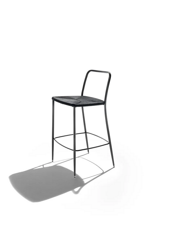 Hochwertiger Polypropylenhocker mit Fußstütze FLEXFORM First Steps Outdoor Fabrik FLEXFORM aus Italien. Foto №2