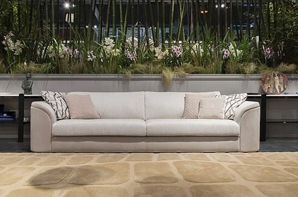 Dreisitzer Sofa aus Nubukleder MASTER FORMITALIA Fabrik FORMITALIA aus Italien. Foto №3