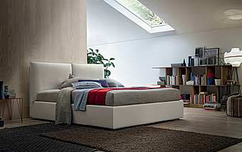 Bett HENRY