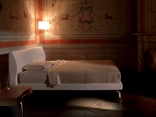 Doppelbett mit gepolsterter Rückwand aus Stoff POLTRONA FRAU EOSONNO Fabrik POLTRONA FRAU aus Italien. Foto №6