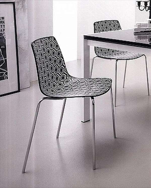 Eurosedia Design Stuhl 030 Fabrik EUROSEDIA DESIGN aus Italien. Foto №1