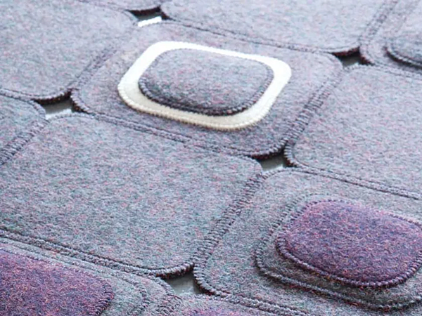 Filzteppich mit geometrischen Pixelmustern PAOLA LENTI Fabrik PAOLA LENTI aus Italien. Foto №2