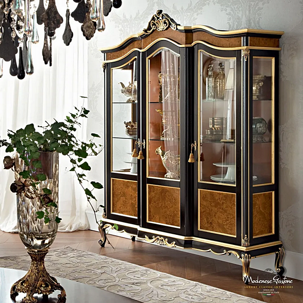Vitrinenschrank aus Massivholz Modenese Luxury Interiors 12115 Fabrik MODENESE GASTONE aus Italien. Foto №1