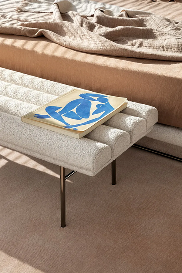 Sitzbank aus Stoff mit weicher Rückenlehne Saba Pan Flute Fabrik SABA aus Italien. Foto №4