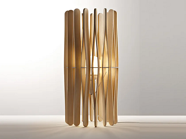 Tischlampe aus Holz Fabbian Stick Fabrik Fabbian aus Italien. Foto №1