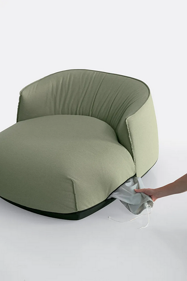 Gartenarmchair mit Armlehnen aus Sunbrella Kristalia Brioni Fabrik Kristalia aus Italien. Foto №7