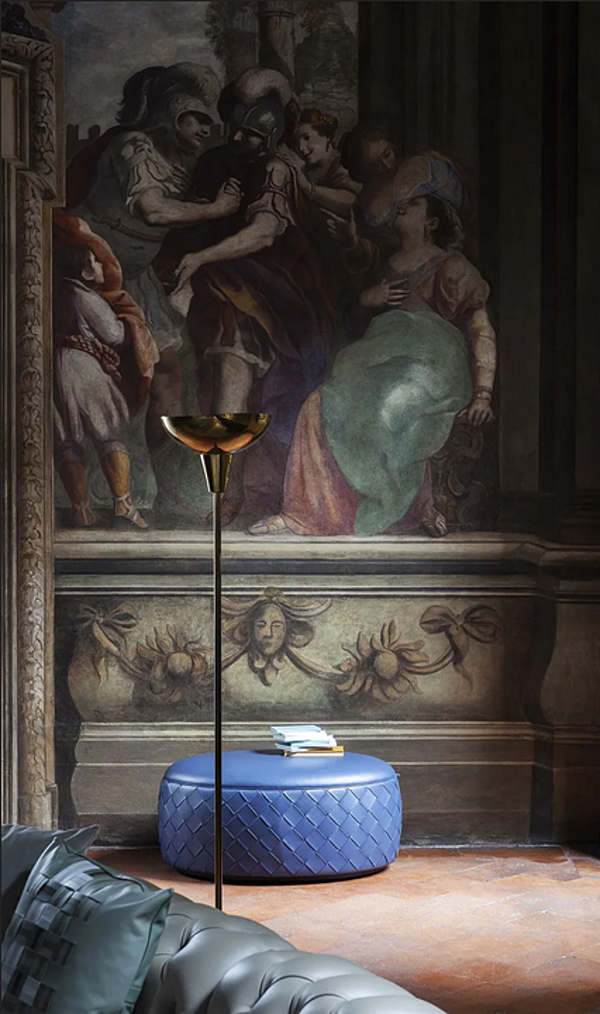 Ovaler Lederpouf Grant de Luxe POLTRONA FRAU Fabrik POLTRONA FRAU aus Italien. Foto №4