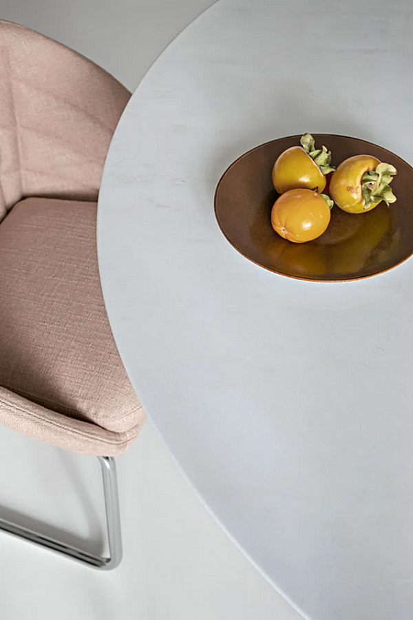 Stoffstuhl mit floralem Design Saba Petite Fleur Fabrik SABA aus Italien. Foto №10