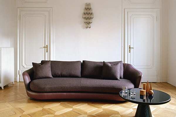 Couch POLTRONA FRAU DUO Sofa Fabrik POLTRONA FRAU aus Italien. Foto №7
