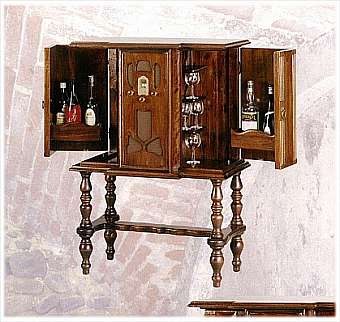 Weinmöbel und Accessoires 360