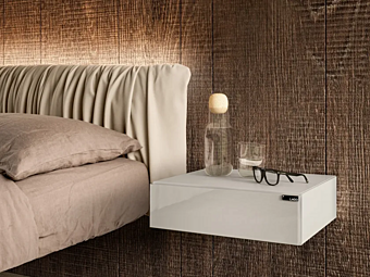 Wandmontierte Nachttisch aus Holz LAGO 36E8 0758