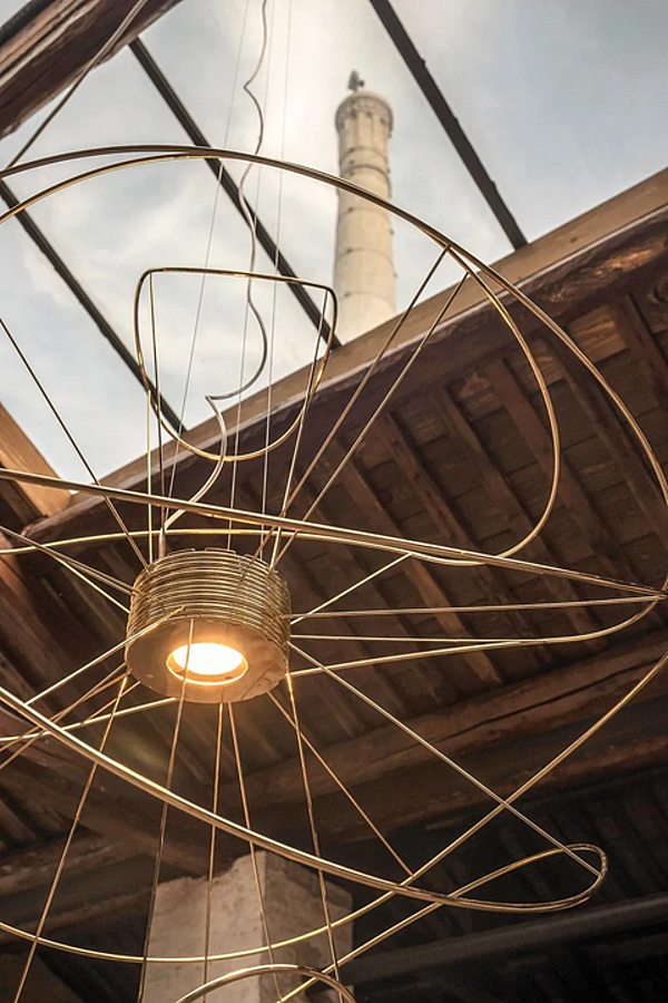 LED Pendelleuchte aus Metall mit Ringdesign AXOLIGHT Hoops Fabrik Axolight aus Italien. Foto №5