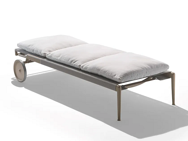 Liege mit Batyline-Gewebe ATLANTE LIGHT FLEXFORM 2A4G9 Fabrik FLEXFORM aus Italien. Foto №4