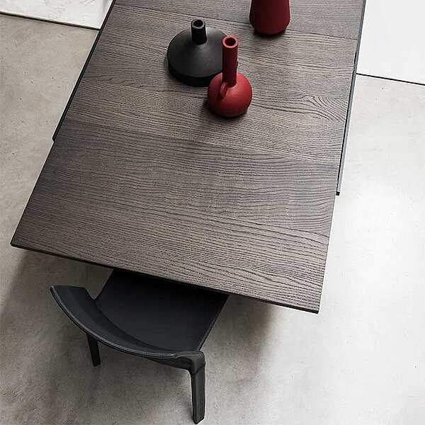 Tisch DESALTO Fourmore - extending table 398 Fabrik DESALTO aus Italien. Foto №3