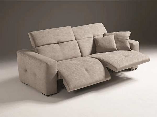 Entspannendes Sofa mit elektrischem Mechanismus und abnehmbarem Bezug aus Sauvanne Stoff Egoitaliano Fabrik Egoitaliano aus Italien. Foto №1