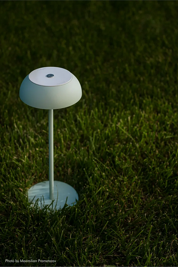 Multifunktionale tragbare Tischlampe aus Kunststoff AXOLIGHT FLOAT Fabrik Axolight aus Italien. Foto №15