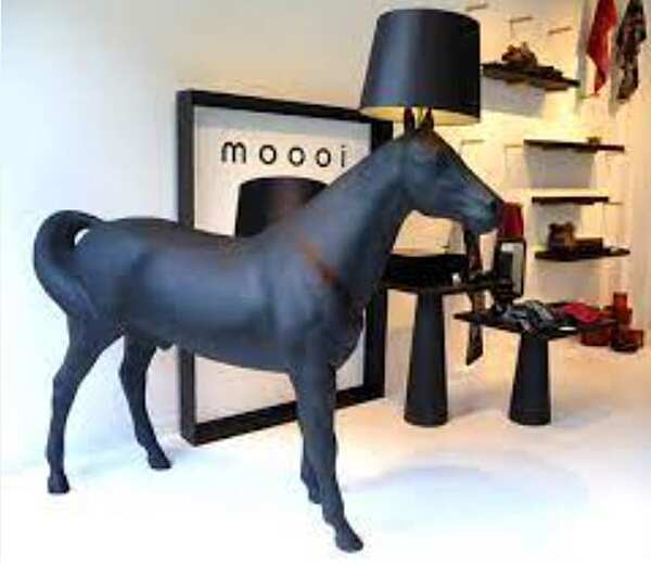 Stehlampe MOOOI Horse Fabrik MOOOI aus Italien. Foto №6